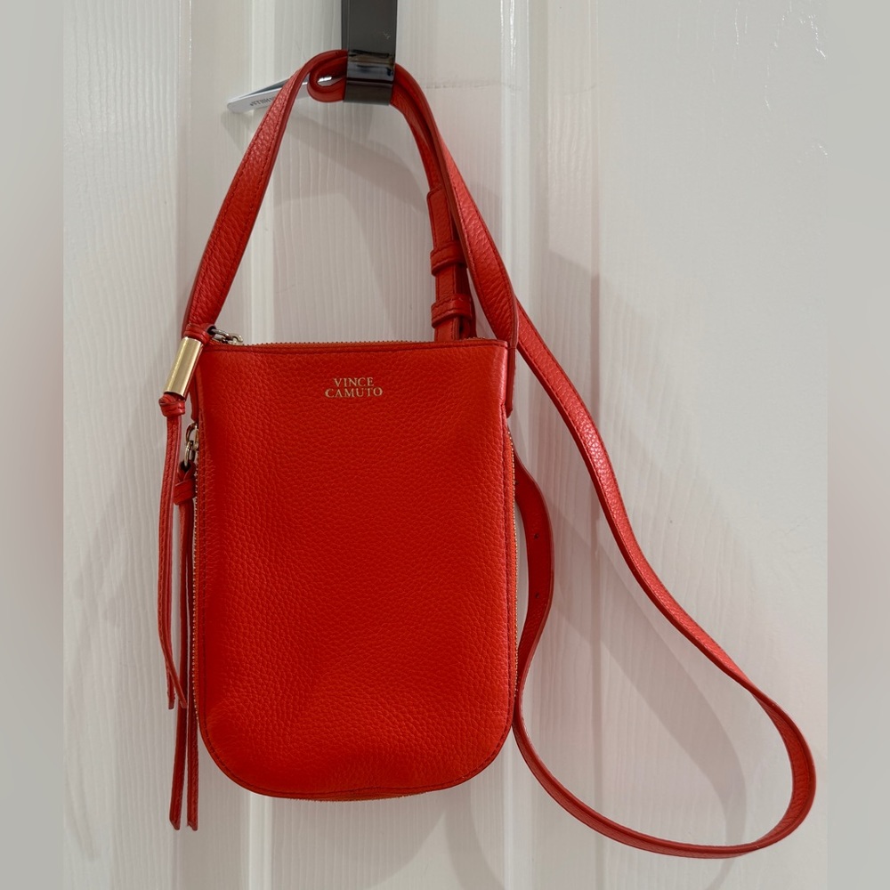 Vince Camuto Leather VC-Kenzy-PC Crossbody Bag